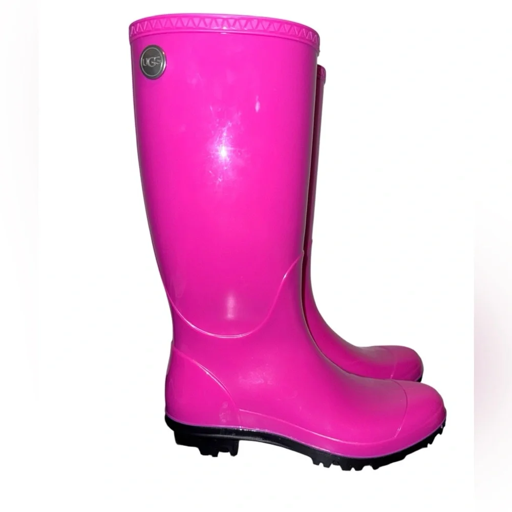 UGG Rain Boots Size 7